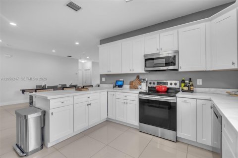 Villa ou maison à vendre à Fort Lauderdale, Floride: 4 chambres, 169.27 m2 № 2265864 - photo 6