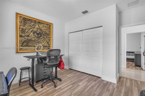 Villa ou maison à vendre à Fort Lauderdale, Floride: 4 chambres, 169.27 m2 № 2265864 - photo 24