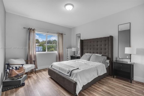 Villa ou maison à vendre à Fort Lauderdale, Floride: 4 chambres, 169.27 m2 № 2265864 - photo 16