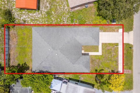 Villa ou maison à vendre à Fort Lauderdale, Floride: 4 chambres, 169.27 m2 № 2265864 - photo 28