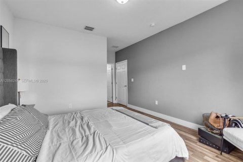 Villa ou maison à vendre à Fort Lauderdale, Floride: 4 chambres, 169.27 m2 № 2265864 - photo 14