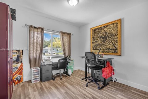 Villa ou maison à vendre à Fort Lauderdale, Floride: 4 chambres, 169.27 m2 № 2265864 - photo 25