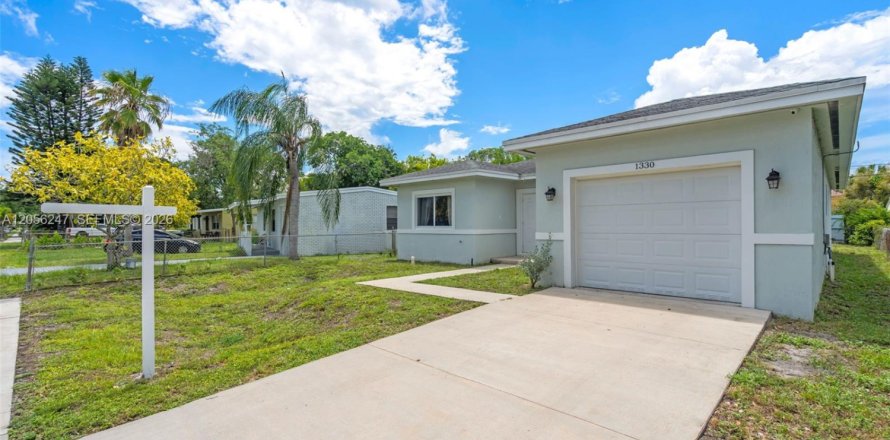Villa ou maison à Fort Lauderdale, Floride 4 chambres, 169.27 m2 № 2265864