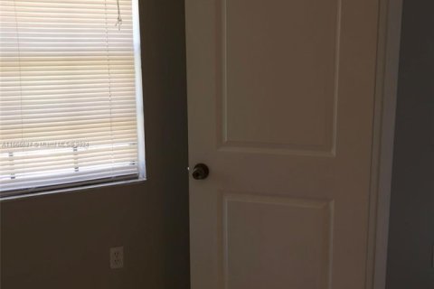 Купить кондоминиум в Майами, Флорида 3 спальни, 98.85м2, № 1978201 - фото 22