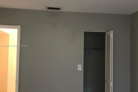 Купить кондоминиум в Майами, Флорида 3 спальни, 98.85м2, № 1978201 - фото 27