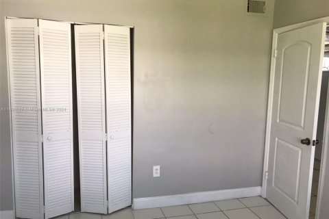 Купить кондоминиум в Майами, Флорида 3 спальни, 98.85м2, № 1978201 - фото 19