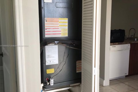 Купить кондоминиум в Майами, Флорида 3 спальни, 98.85м2, № 1978201 - фото 14