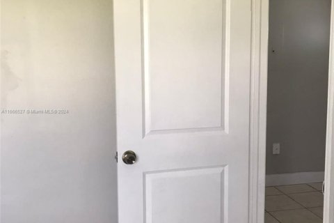 Купить кондоминиум в Майами, Флорида 3 спальни, 98.85м2, № 1978201 - фото 16