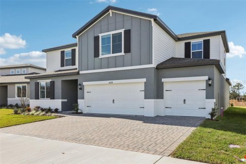 House in Zephyrhills, Florida 5 bedrooms, 353.68 sq.m. № 2110503 - photo 2