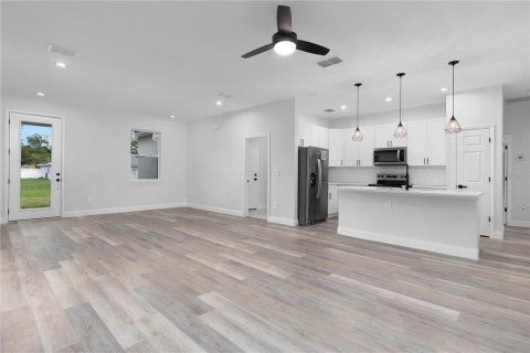 Casa en venta en North Port, Florida, 4 dormitorios, 156.17 m2 № 1815779 - foto 16