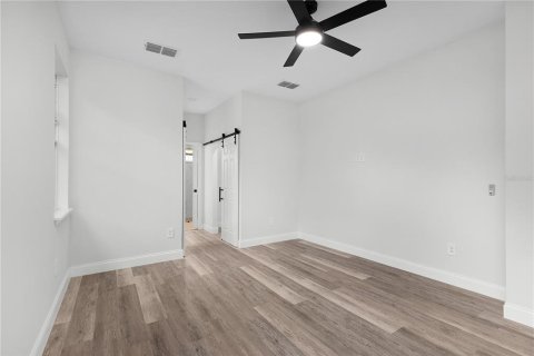 Casa en venta en North Port, Florida, 4 dormitorios, 156.17 m2 № 1815779 - foto 24
