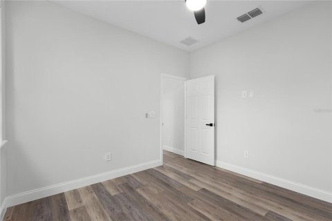 Casa en venta en North Port, Florida, 4 dormitorios, 156.17 m2 № 1815779 - foto 30
