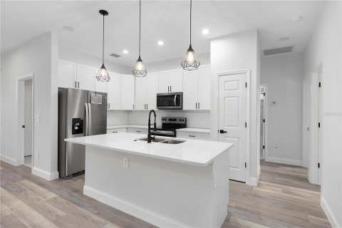 Casa en venta en North Port, Florida, 4 dormitorios, 156.17 m2 № 1815779 - foto 21