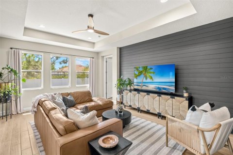 House in Parrish, Florida 4 bedrooms, 203.92 sq.m. № 2109346 - photo 7