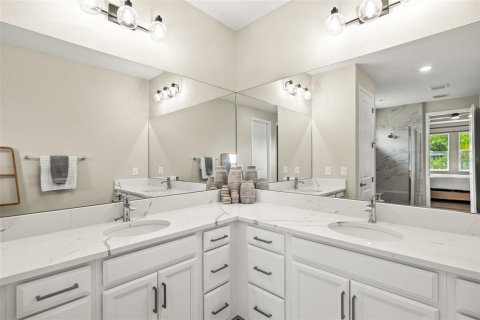House in Parrish, Florida 4 bedrooms, 203.92 sq.m. № 2109346 - photo 25