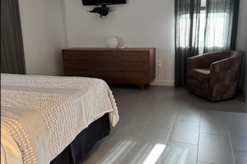 Condo in North Miami Beach, Florida, 2 bedrooms  № 1863423 - photo 26