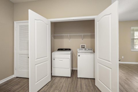 Appartement à louer à St. Lucie, Floride: 2 chambres, 115.66 m2 № 2377306 - photo 8