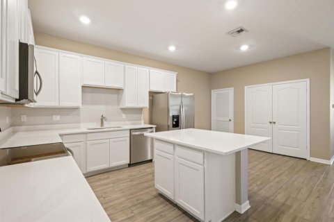 Appartement à louer à St. Lucie, Floride: 2 chambres, 115.66 m2 № 2377306 - photo 7