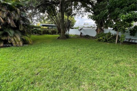 Casa en venta en Hallandale Beach, Florida, 3 dormitorios, 117.61 m2 № 2045315 - foto 24