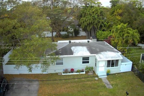 Casa en venta en Hallandale Beach, Florida, 3 dormitorios, 117.61 m2 № 2045315 - foto 2