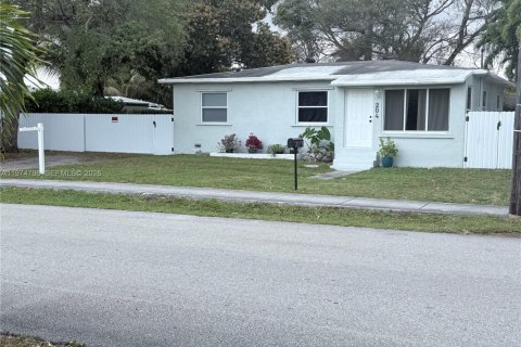 Casa en venta en Hallandale Beach, Florida, 3 dormitorios, 117.61 m2 № 2045315 - foto 27