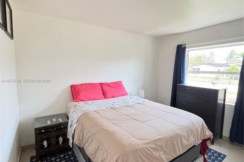 Casa en venta en Hallandale Beach, Florida, 3 dormitorios, 117.61 m2 № 2045315 - foto 13