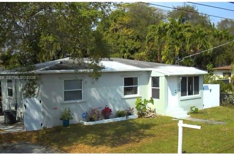 Casa en venta en Hallandale Beach, Florida, 3 dormitorios, 117.61 m2 № 2045315 - foto 3