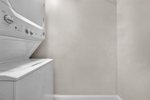 Купить кондоминиум в Санни-Айлс-Бич, Флорида 1 спальня, 92.9м2, № 2412489 - фото 26