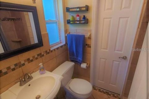 House in Clearwater, Florida 3 bedrooms, 144.09 sq.m. № 2151945 - photo 15
