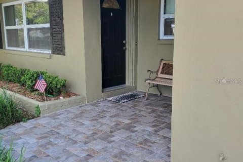 House in Clearwater, Florida 3 bedrooms, 144.09 sq.m. № 2151945 - photo 3