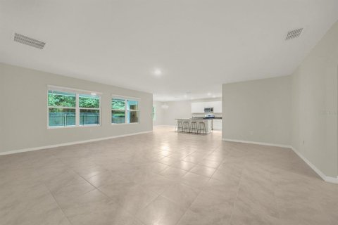 House in DeLand, Florida 4 bedrooms, 215.44 sq.m. № 2207764 - photo 14