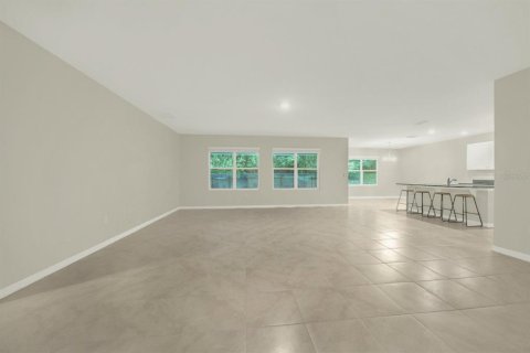 House in DeLand, Florida 4 bedrooms, 215.44 sq.m. № 2207764 - photo 20