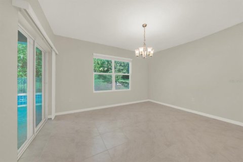 House in DeLand, Florida 4 bedrooms, 215.44 sq.m. № 2207764 - photo 27