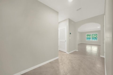 House in DeLand, Florida 4 bedrooms, 215.44 sq.m. № 2207764 - photo 10