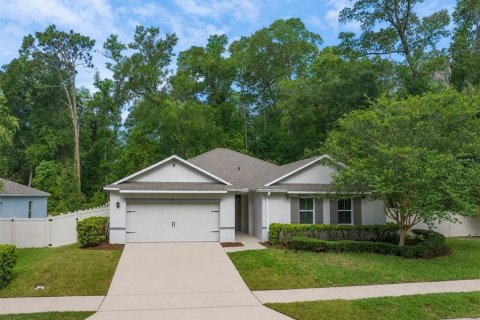 House in DeLand, Florida 4 bedrooms, 215.44 sq.m. № 2207764 - photo 5
