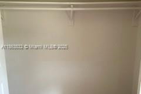 Condo in Wellington, Florida, 2 bedrooms  № 1980523 - photo 14