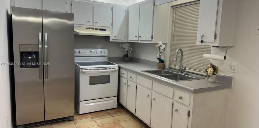 Condo in Wellington, Florida, 2 bedrooms  № 1980523