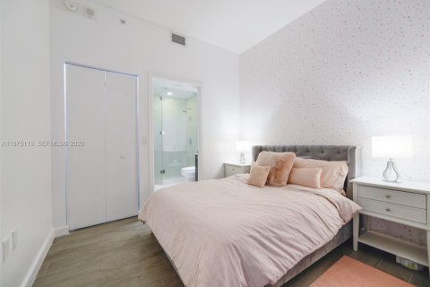 Купить кондоминиум в Майами, Флорида 3 спальни, 115.01м2, № 2055203 - фото 14