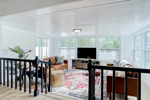 Villa ou maison à vendre à South Daytona, Floride: 4 chambres, 154.4 m2 № 2002479 - photo 8