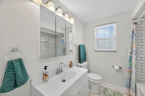 House in Port Richey, Florida 2 bedrooms, 117.06 sq.m. № 1904804 - photo 25