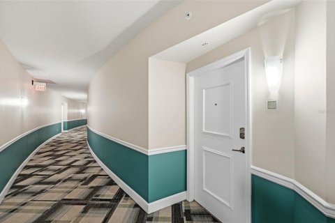 Condo in Orlando, Florida, 2 bedrooms № 2201630 - photo 30