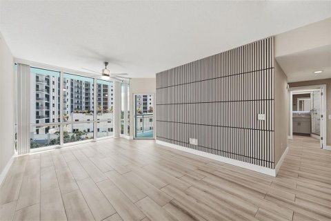 Condo in Orlando, Florida, 2 bedrooms № 2201630 - photo 11