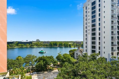 Condo in Orlando, Florida, 2 bedrooms № 2201630 - photo 28