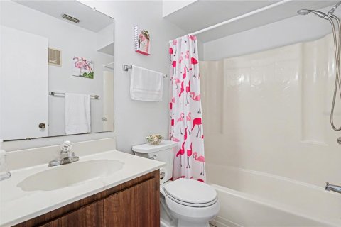 Купить кондоминиум в Пунта-Горда, Флорида 7 комнат, 82.31м2, № 2118311 - фото 30