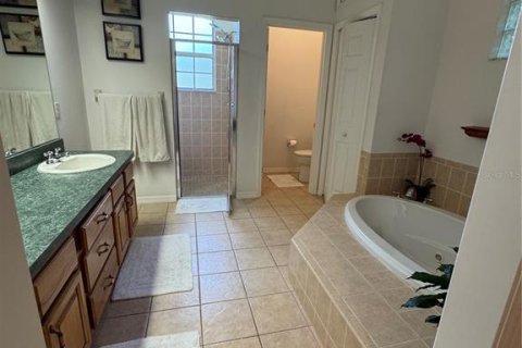 Casa en venta en Dade City, Florida, 3 dormitorios, 221.2 m2 № 2377446 - foto 25