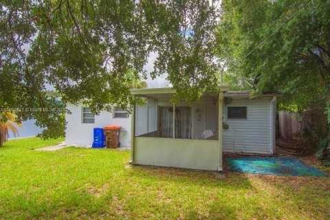 House in Vero Beach, Florida 3 bedrooms № 1981571 - photo 10