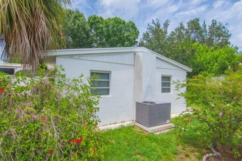 House in Vero Beach, Florida 3 bedrooms № 1981571 - photo 5