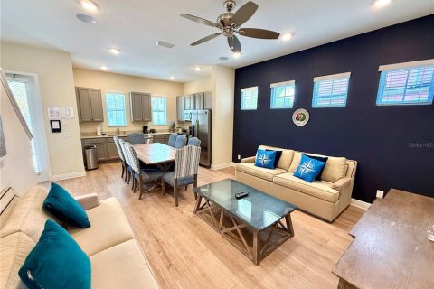 House in Kissimmee, Florida 4 bedrooms, 145.3 sq.m. № 1532714 - photo 3