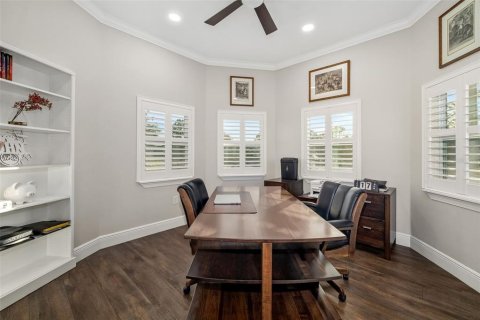 Casa en venta en Bradenton, Florida, 5 dormitorios, 518.39 m2 № 1657537 - foto 6