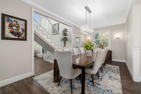Casa en venta en Bradenton, Florida, 5 dormitorios, 518.39 m2 № 1657537 - foto 7
